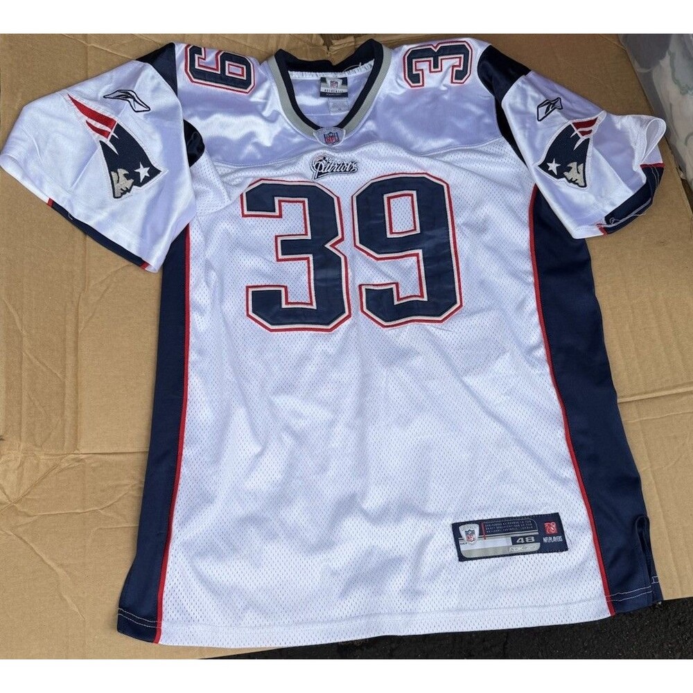 New England Patriots Authentic Reebok Jersey #39 Maroney Size 48